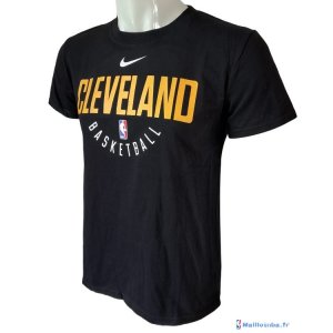 Maillot NBA Pas Cher Cleveland Cavaliers Nike Noir