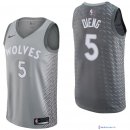 Maillot NBA Pas Cher Minnesota Timberwolves Gorgui Dieng 5 Nike Gris Ville 2017/18