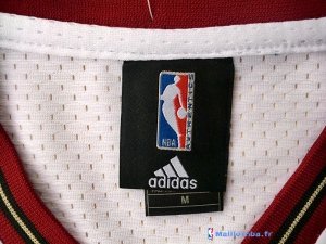 Maillot NBA Pas Cher Philadelphia Sixers Allen Iverson 3 Retro Blanc