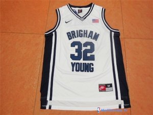 Maillot NCAA Pas Cher Brigham Jimmer Fredette 32 Blanc