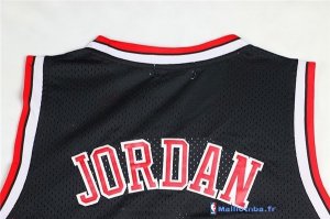 Maillot NBA Pas Cher Chicago Bulls Michael Jordan 23 1997/1998 Noir