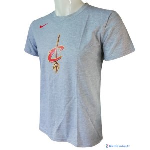 Maillot NBA Pas Cher Cleveland Cavaliers Nike Gris