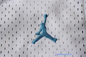 Maillot NCAA Pas Cher North Carolina Michael Jordan 23 Blanc