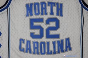 Maillot NCAA Pas Cher North Carolina James Worthy 52 Blanc