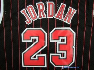 Maillot NBA Pas Cher Chicago Bulls Junior Michael Jordan 23 Noir Bande