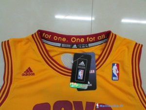 Maillot NBA Pas Cher Cleveland Cavaliers Junior Kyrie Irving 2 Jaune