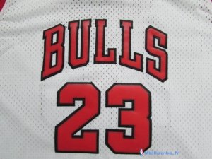 Maillot NBA Pas Cher Chicago Bulls Junior Michael Jordan 23 Blanc