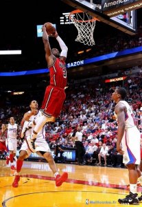 Maillot NBA Pas Cher Miami Heat Dwyane Wade 3 Retro Rouge