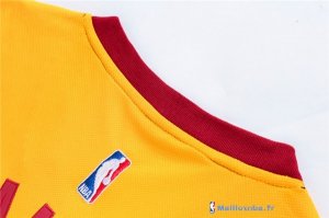 Maillot NBA Pas Cher MC Cleveland Cavaliers LeBron James 23 Jaune